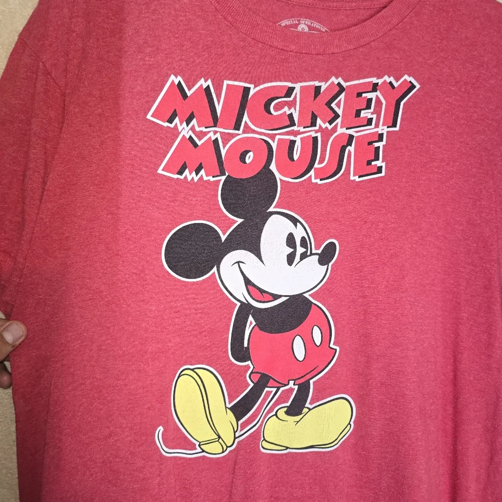 Disney Red Mickey Mouse Graphic Print Short Sleeve T-Shirt Size Large 2011 - Picture 4 of 7